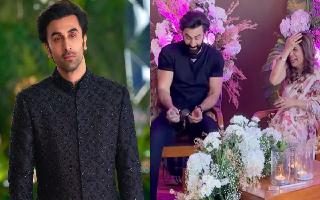 Sh*t Happens! Ranbir Kapoor Drops Tea On His Pants At An Event, Embarrassing Video Goes Viral | Watch